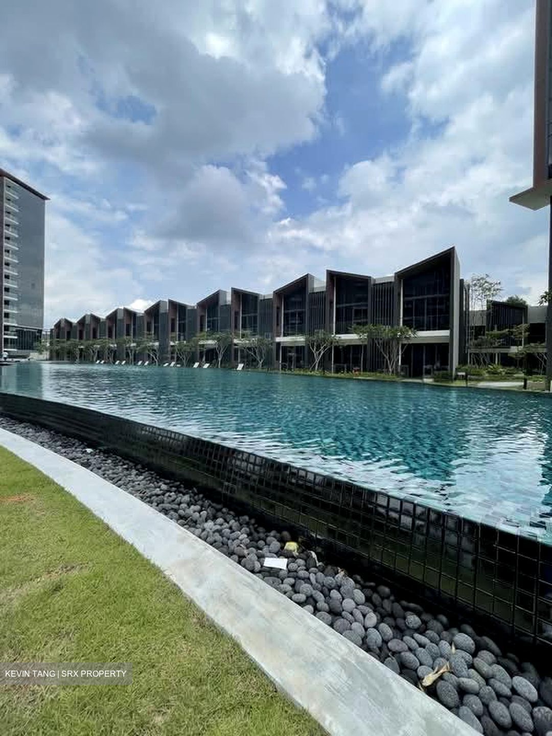 Affinity At Serangoon (D19), Apartment #562405501